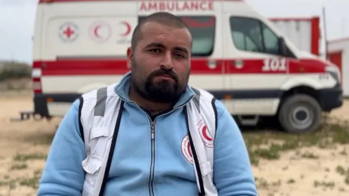 'Éramos todos civis': o testemunho do único sobrevivente do ataque que matou 15 paramédicos e socorristas em Gaza e que contradiz versão de Israel